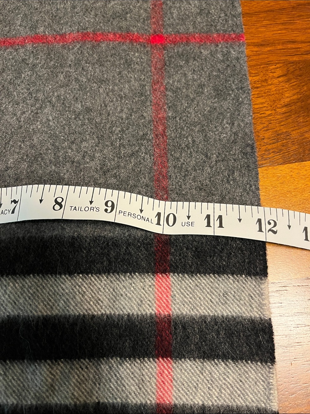 Burberry cashmere grey scarf, has some small holes - Picture 5 of 13